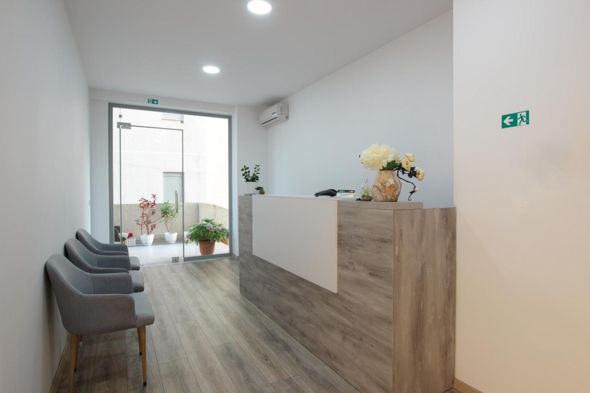 ساراندا Grand Blue Aparthotel المظهر الخارجي الصورة